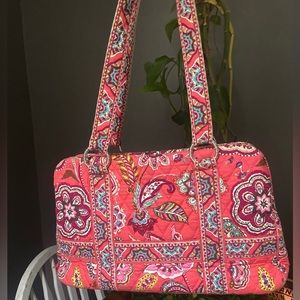 Vera Bradley shoulder bag like new